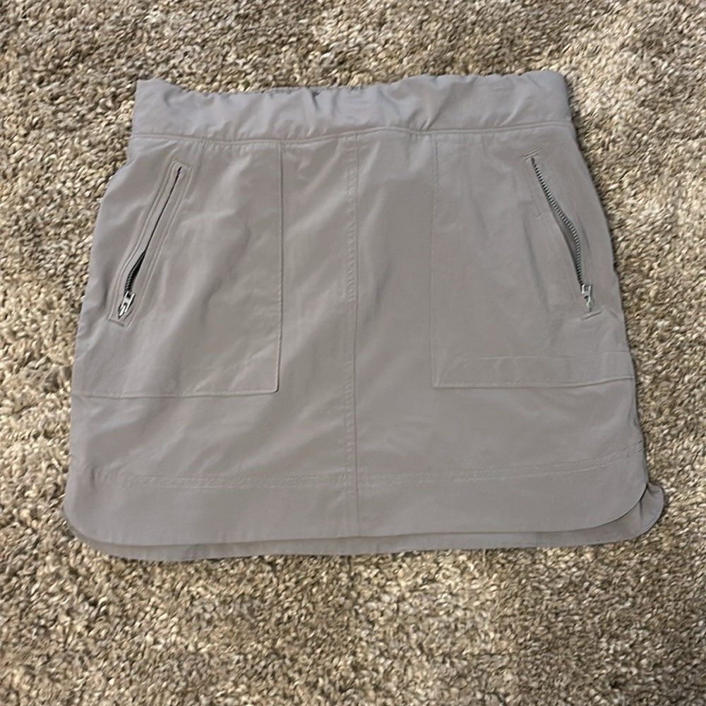 Athleta Skort size 8